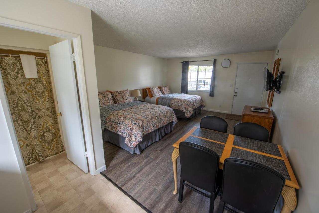 Pacific City Inn 외부 사진